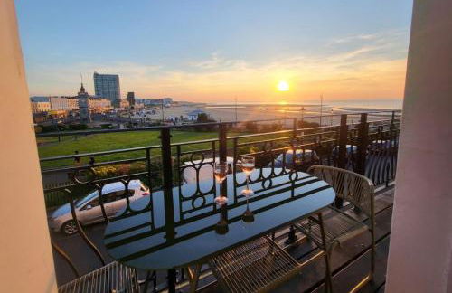 Sunset Point Apts - Aqua Therapy Suite - Foto 1