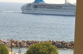 Yolanda Studios - Photo 3