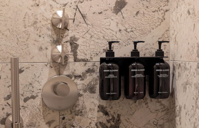 Hypernym Hotel & Suites - Photo 19