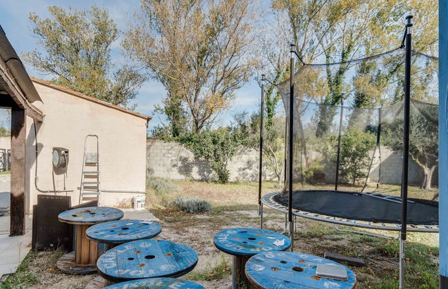 Villa With Swimming Pool in Sorgues - Foto 29