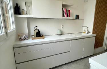 Stylish modern large 2 Bedrooms 5 min close to Paris - Foto 8