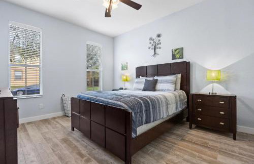 Great Town Home with Lazy River - Foto 11