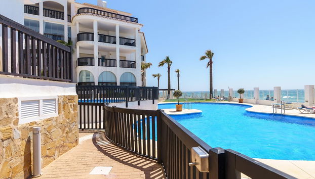 Puerta Del Mar Beachfront And Pool - Foto 2, Habitación