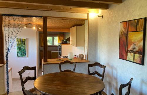 Le gîtânes de la grotte au lion - Foto 1