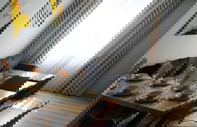 SEA Holisays -4 Rooms Apartment, Burgas, Bulgaria - Foto 1