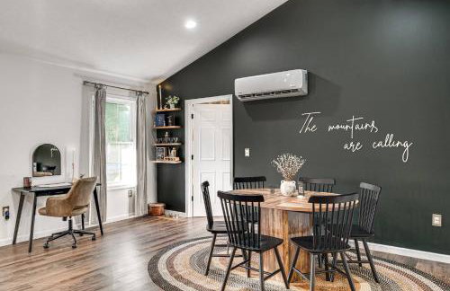 NEW! Shenandoah family & dog friendly cabin - 5 min walk river with private river access, BBQ, playground, fire pit - Foto 43