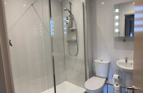 Unique Old Auction House - Photo 19