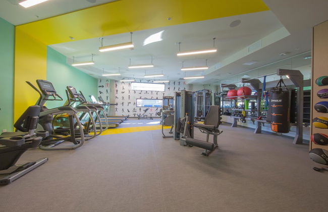 Domicile Suites at Marina SLU - Photo 39