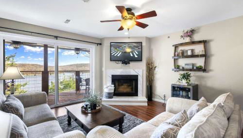 Family Lakefront Oasis - Picture Perfect Retreat - Foto 2