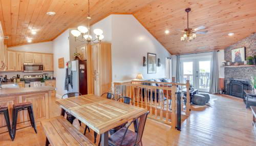 Lakemont Mountain Cabin with Game Room and Hot Tub! - Foto 4