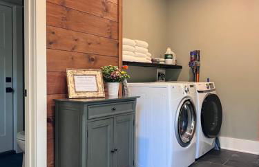 Modern Industrial Farmhouse - The Wayback - Foto 27