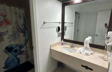 Cozy Condo near Disney World with Shuttle to parks - Foto 61