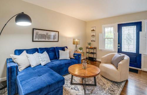 1 Mi to Old Town Alexandria Townhome with Patio - Foto 1