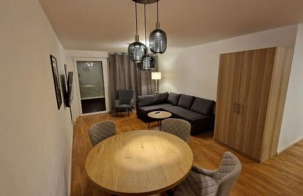 Moderne, barrierefreie Wohnung im Herzen der Stadt mit Parkplatz, WLAN und TV - Marta - Foto 8