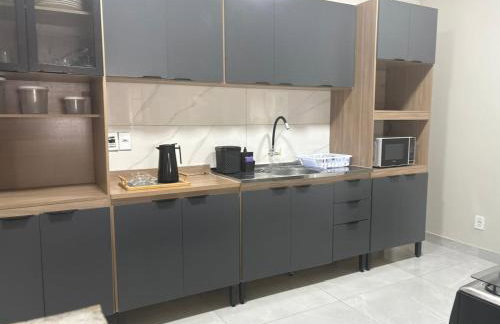 Estadia Charmosa no Coração da Cidade - Foto 12