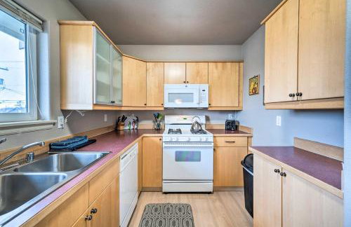 Anacortes Condo about 1 Mi to Marina and Fidalgo Bay! - Photo 8