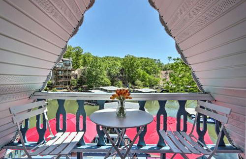 Lakefront Rocky Mount Cabin with Dock and Kayaks! - Foto 19