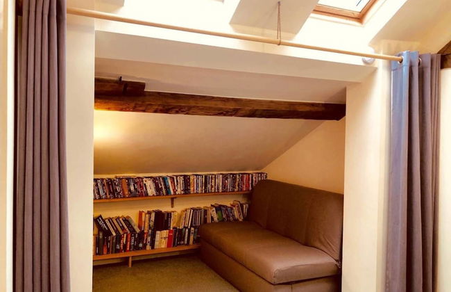 Squirrel Barn. Hi-spec. Hot tub & Wifi. Sleeps 14 - Foto 12