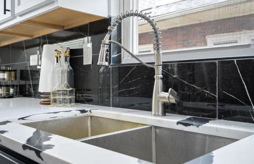 North Chi retreatNavySaunaTiki BarGames - Foto 7