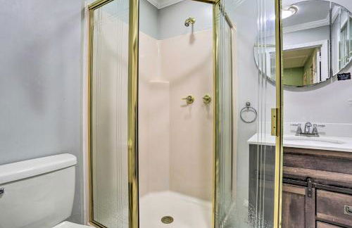 Charming Saylorsburg Retreat with Game Room and Patio! - Foto 27