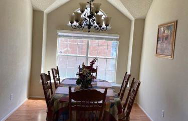 Comfy 3-Bedroom Home in Arlington - Foto 3