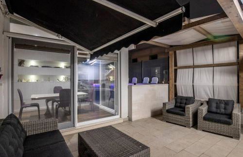 Luxury apartment Martinis with pool - Photo 31