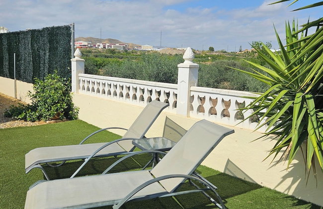Villa - Sleeps 4 - Pool - Patio - Parking - Photo 60