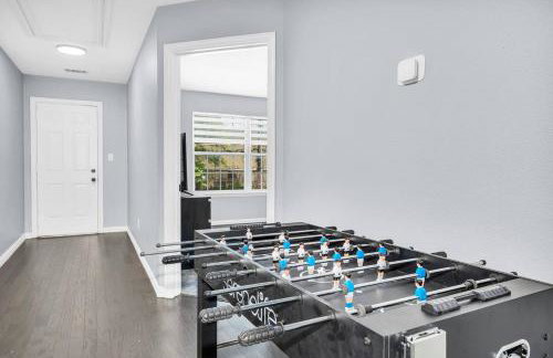 Highland Cottage - Central, Huge Yard HOT TUB - Foto 38