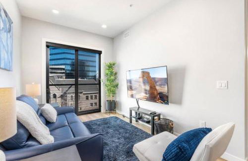 Modern dntwn apt- prime location - Foto 27