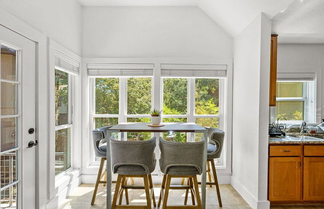 Style & Serenity - Steps Away From South Congress - Foto 36