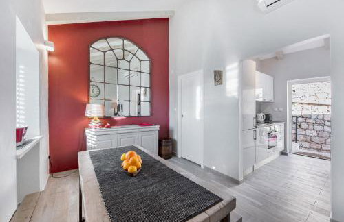 Jully apartment with swimming pool - Foto 15