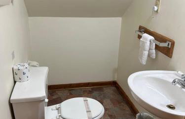 Deluxe Cabin #10 with Jacuzzi on Patoka Lake in Southern Indiana - Foto 12