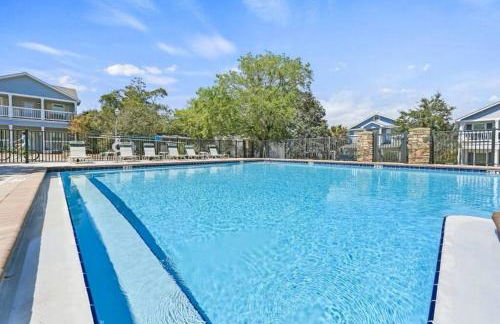 Treasure Palms - Golf Cart- Bikes - Arcade- Peloton- Near Rosemary - Community Pool - Foto 6