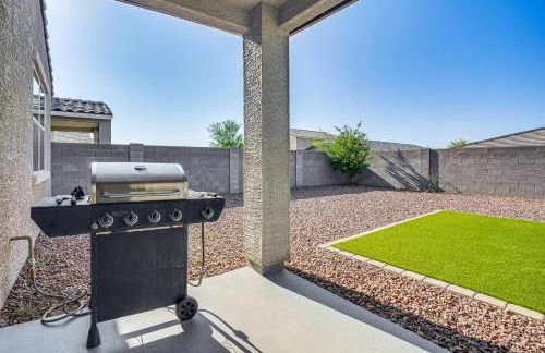 Near Parks and Golf Surprise Home with Pool Access! - Foto 19