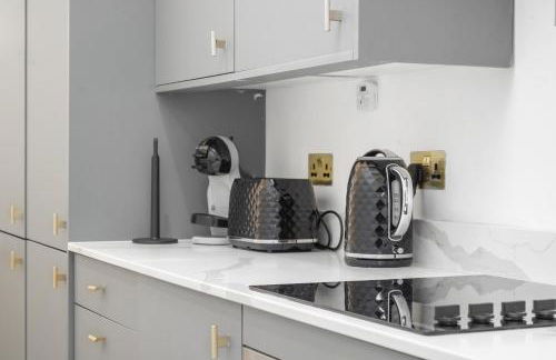 Stylish Kentish Town HomePrivate Garden Jacuzzi - Foto 27