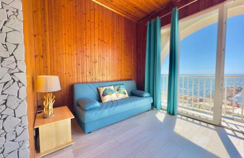 Athena Sea front Apartment, Parking & Pool - Foto 8