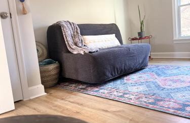 Perfect 4bdrm home with Antique & Modern Accents for Getaways - Foto 12