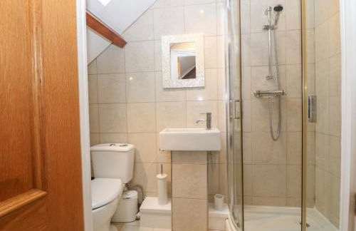 Apartment 2, Gorwel Glas - Photo 19