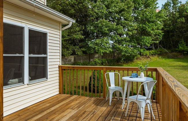 For Lake Sake by Avantstay Lakefront Hot Tub View - Photo 55