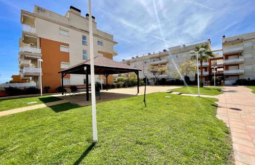 Apartamento con vistas al mar piscina padel - Foto 26