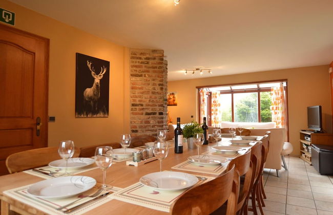 Nice Holiday Farmhouse Located in Sourbrodt near Ski Resort of Ovifat - Foto 26