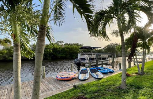 House With A BoatYour Private Waterfront Resort - Foto 3