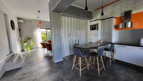 EMLAVIE - Maison familiale OU Loft SPA - à 3km Futuroscope - Foto 3