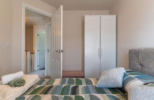 Walk to Liverpool Airport - Luxury Stay with EV Charge - Fast WiFi - Foto 44