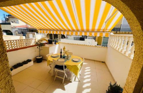 Sunny, South-Facing & Welcoming - Foto 18