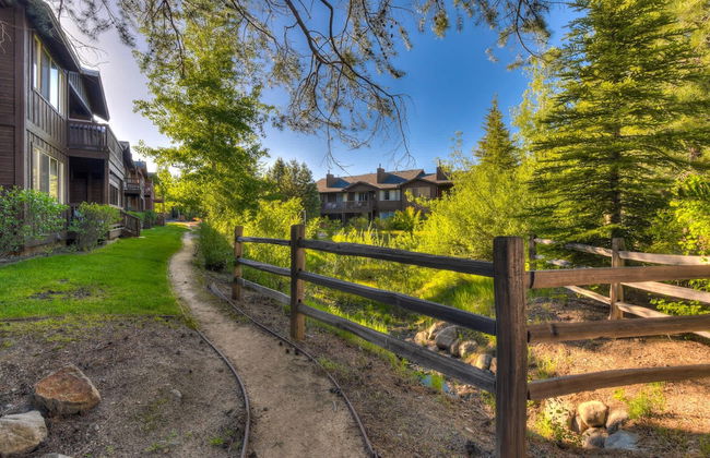 Alpine Way Lake & Sugar Bowl Resort - Foto 1