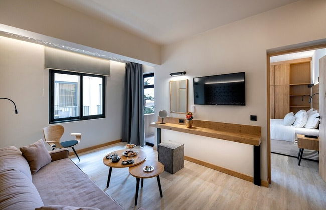 Atlantis Beach Hotel - Photo 16