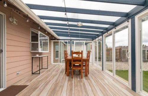 Shiny Rambler House with Spacious Solarium. - Foto 35