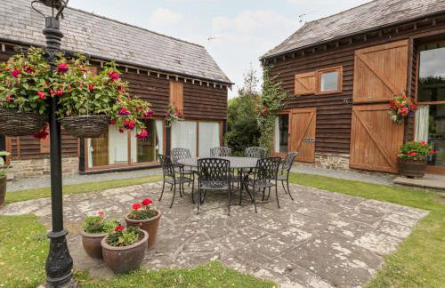 Stable End - Foto 27