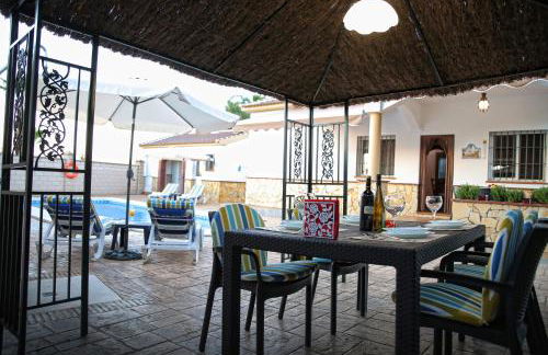 Casa Rural Típica Andaluza, WiFi,Piscina, Barbacoa, Aire Acondicionado, 5min Centros - Photo 41